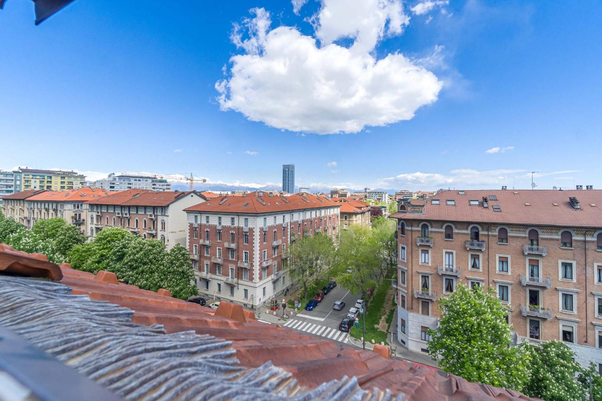 Politecnico & Crocetta Elegant Flat *