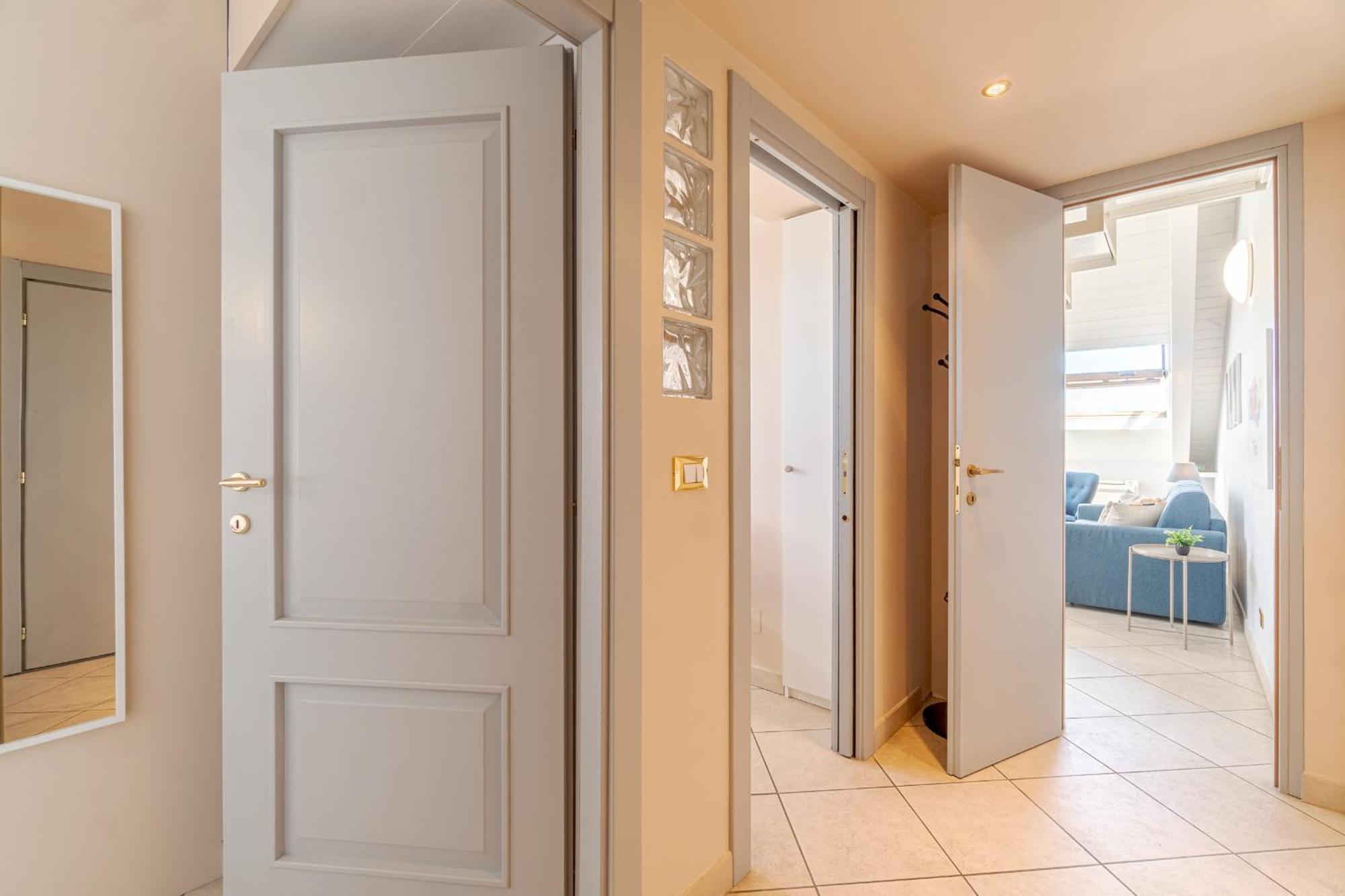 Politecnico & Crocetta Elegant Flat * Turim